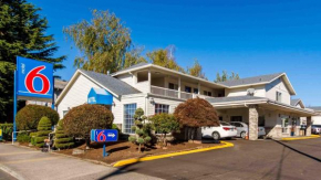 Отель Motel 6 Portland Mall - 205  Портлэнд